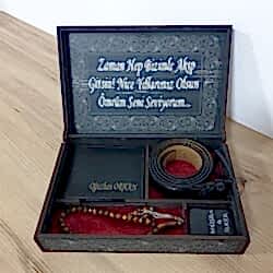 Kişiye Özel Resimli Erkek Seti Kombini Kemer Cüzdan Zippo Çakmak Tesbih - Thumbnail