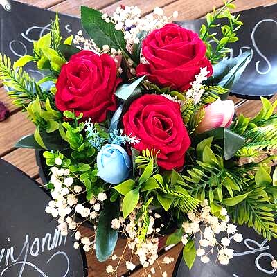 Çiçekli Patlayan Bomba Hediye Kombini